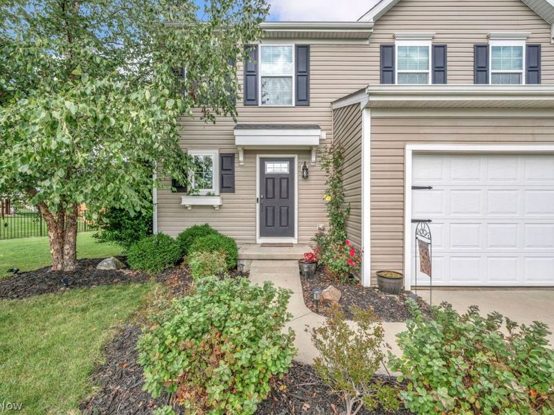 6840 Majestic Drive, North Ridgeville, OH 44039 Photo 4