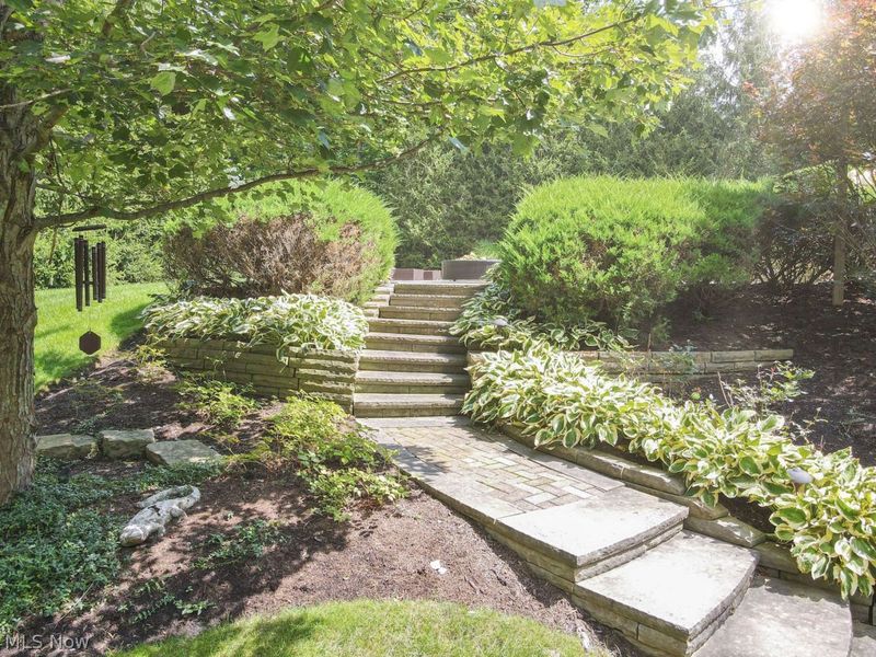 17375 Lookout Drive, Chagrin Falls, OH 44023 Photo 48