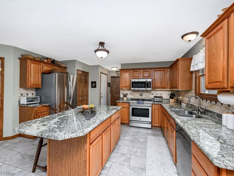435 Brenelle Lane, Medina, OH 44256 Photo 18