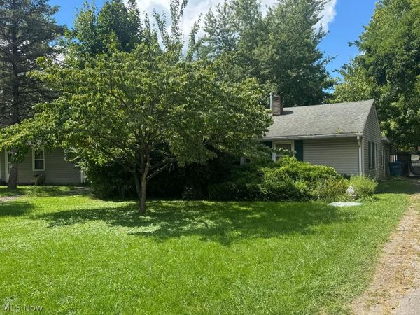 7350 Glenwood Avenue , Youngstown, OH 44512