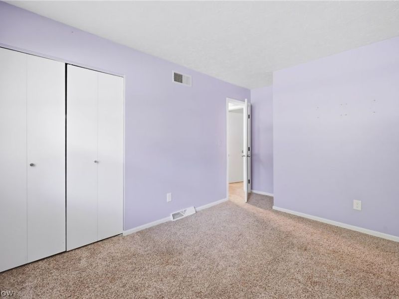 281 Cricklewood Drive, Cortland, OH 44410 Photo 15