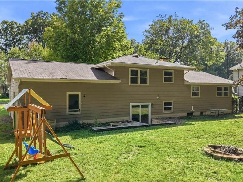 281 Cricklewood Drive, Cortland, OH 44410 Photo 27