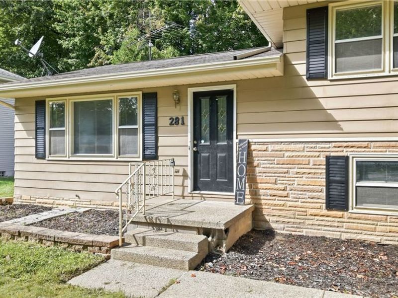 281 Cricklewood Drive, Cortland, OH 44410 Photo 4