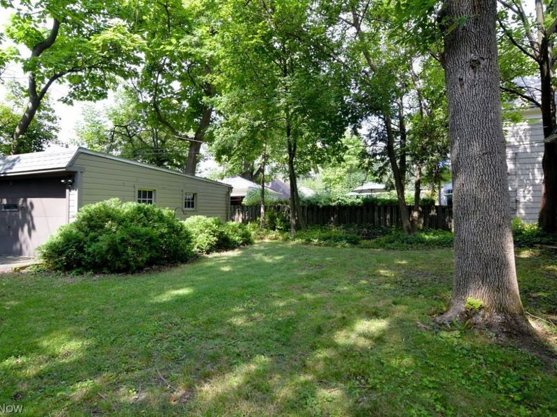 3180 Chadbourne Road, Shaker Heights, OH 44120 Photo 33