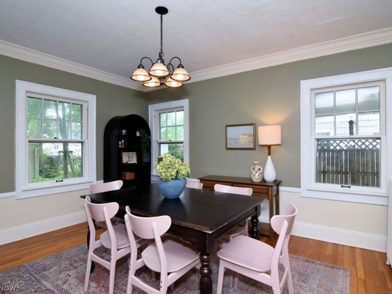 3180 Chadbourne Road, Shaker Heights, OH 44120 Photo 8