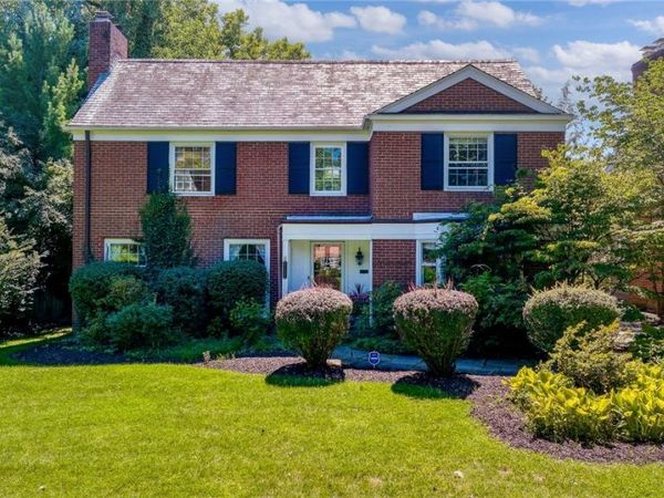 22626 Calverton Road , Shaker Heights, OH 44122