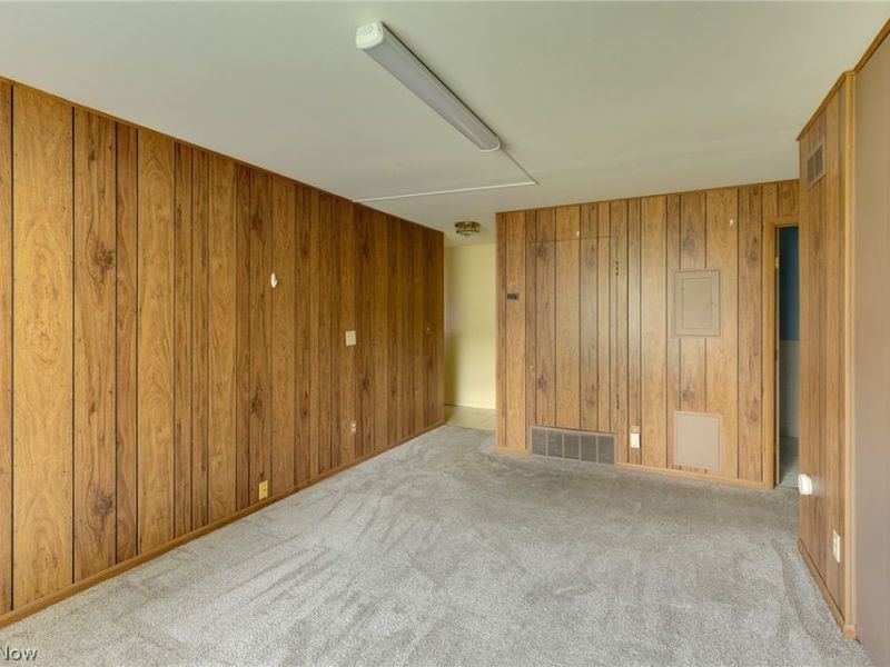 255 N Portage Path, Unit 204, Akron, OH 44303 Photo 11