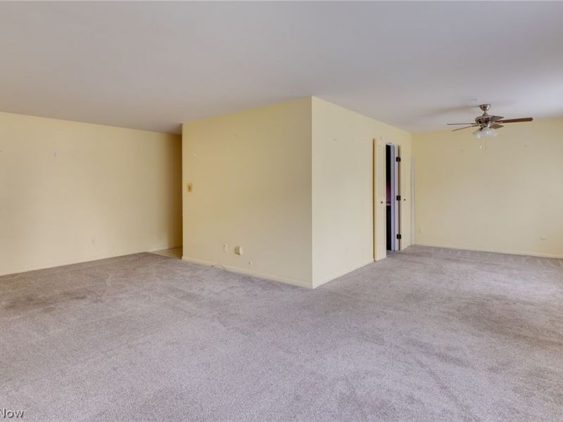 255 N Portage Path, Unit 204, Akron, OH 44303 Photo 2
