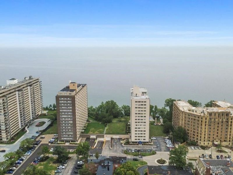 12520 Edgewater Drive, Unit 709, Lakewood, OH 44107 Photo 14