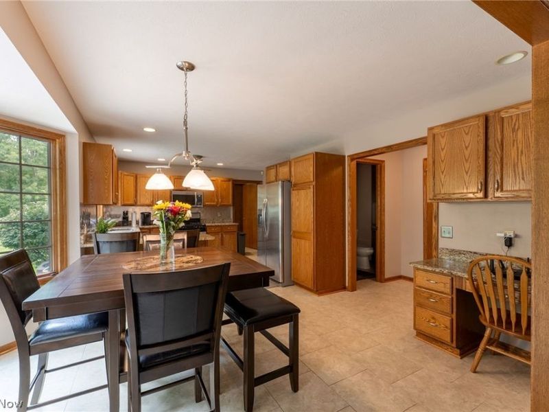 107 Amberwood Court, Boardman, OH 44512 Photo 10