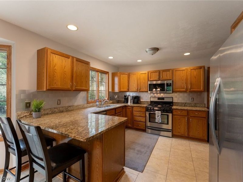 107 Amberwood Court, Boardman, OH 44512 Photo 8