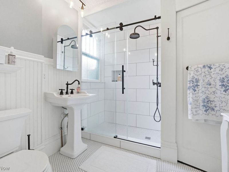 4334 Center Street, Willoughby, OH 44094 Photo 7