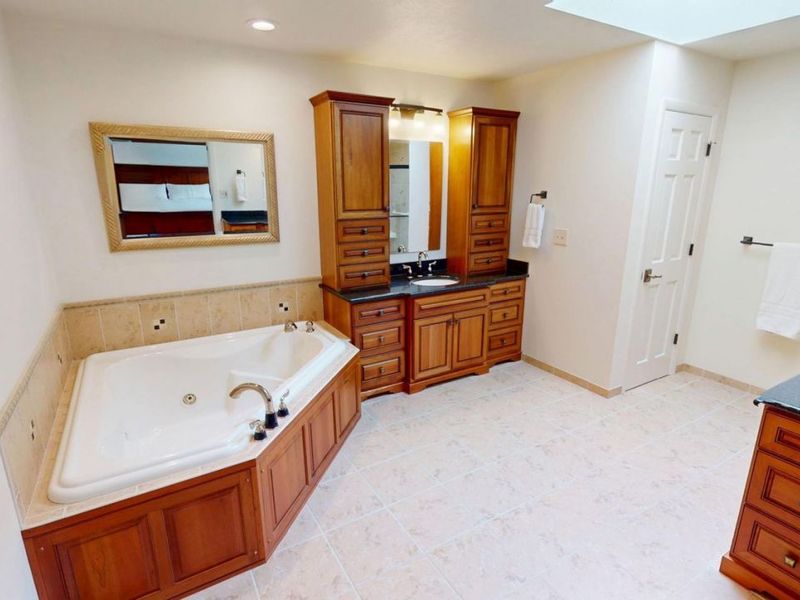 206 Brookside Boulevard, Hinckley, OH 44233 Photo 26