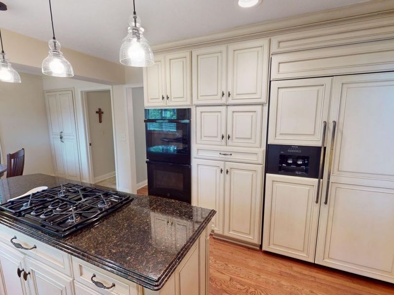 206 Brookside Boulevard, Hinckley, OH 44233 Photo 7