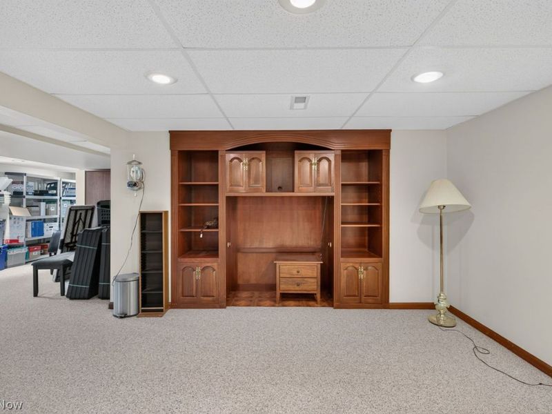 8948 Manor Court, Macedonia, OH 44056 Photo 32