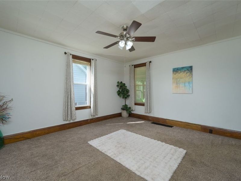 26 Hyde Avenue, Niles, OH 44446 Photo 4