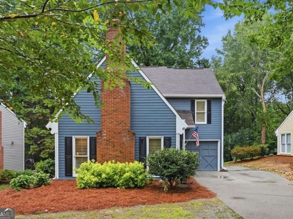 414 Roswell Green Lane, Roswell, GA 30075