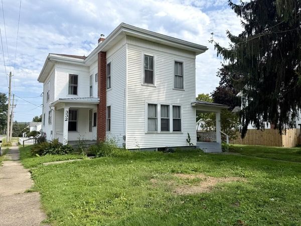 330-332 N Union St, Loudonville, OH 44842