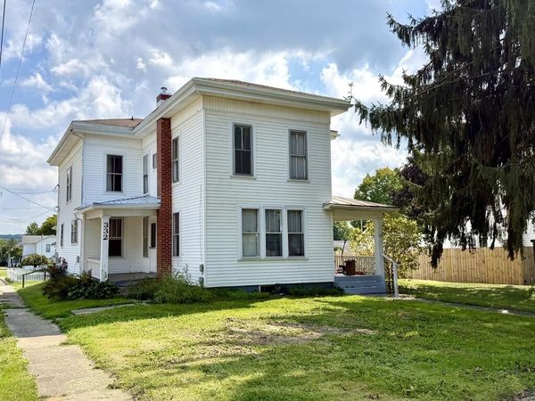 330-332 N Union St, Loudonville, OH 44842