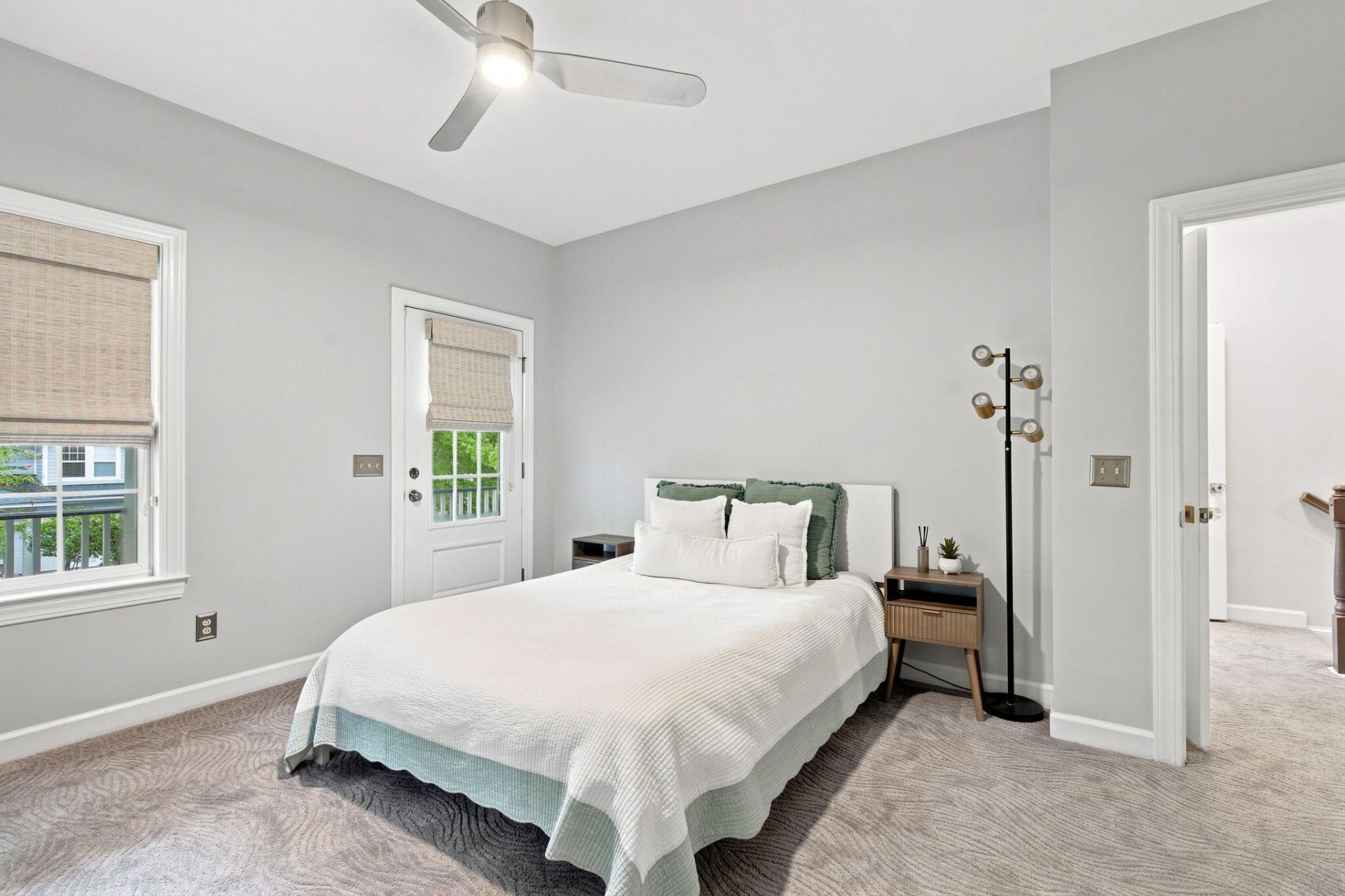 1147 Blakeway Street Photo 39