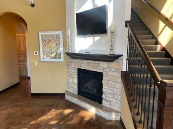 8696-B Eagle Creek Circle , Savage, MN 55378