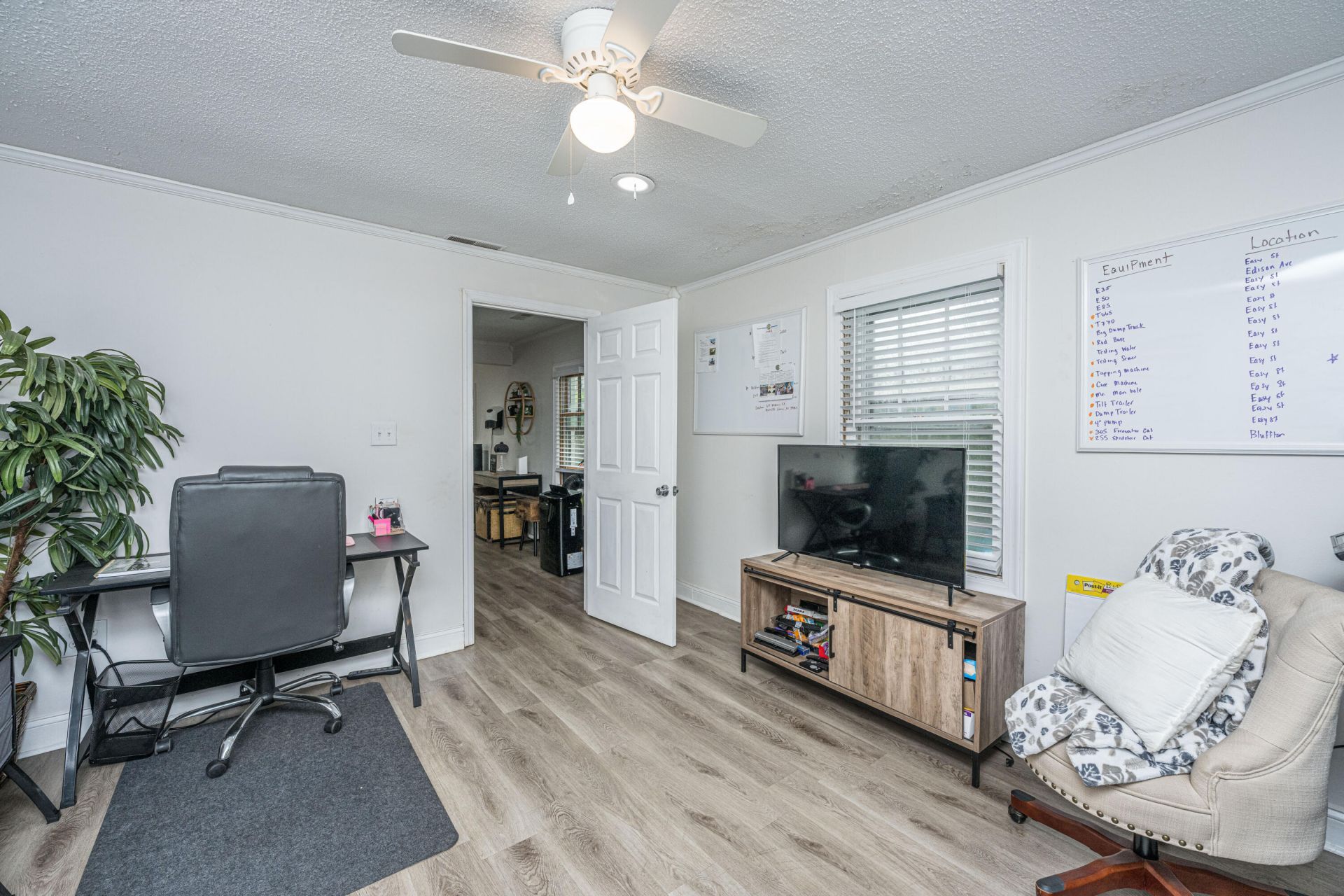 2136 Easy Street  Photo 15