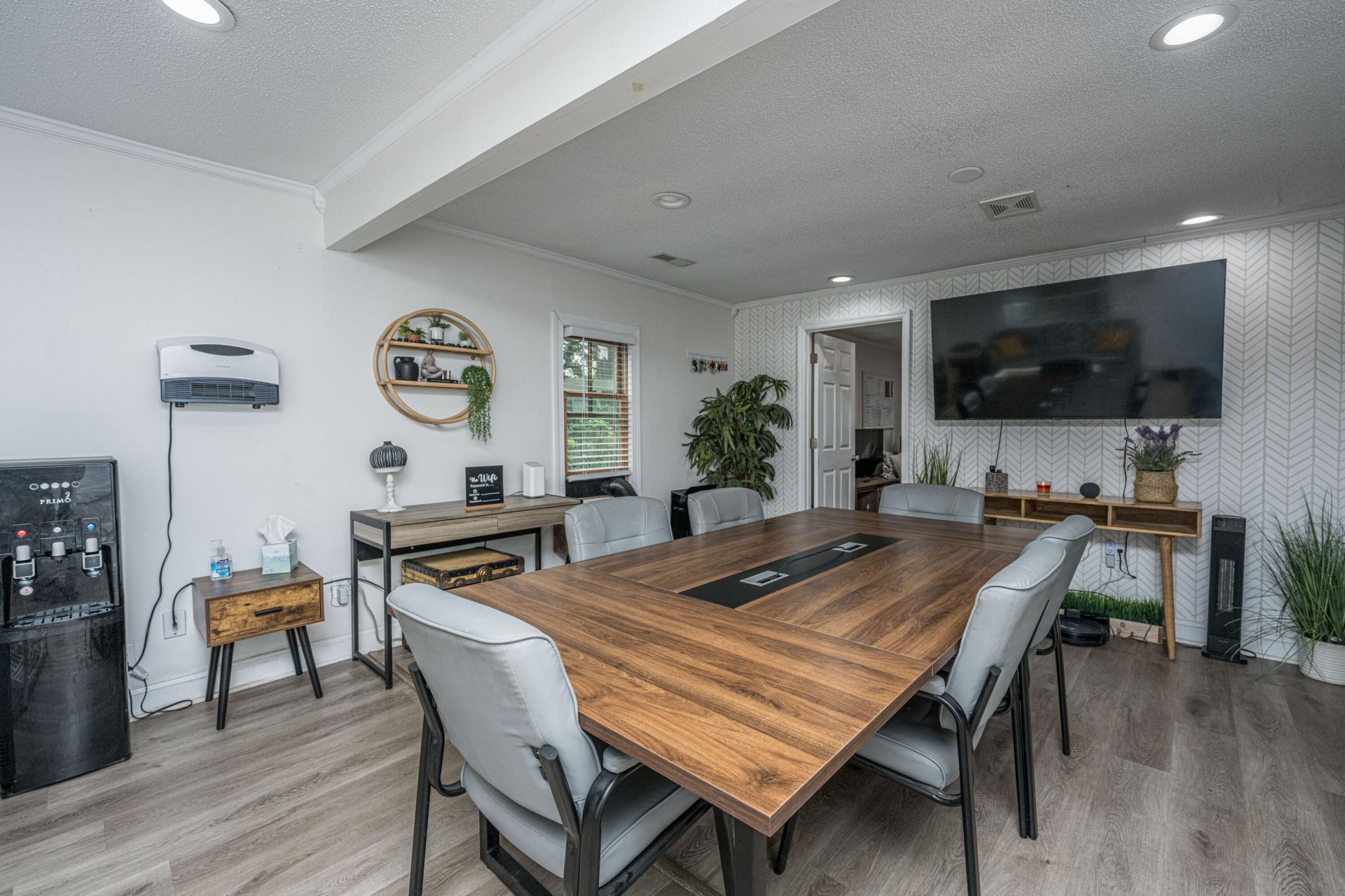 2136 Easy Street  Photo 5