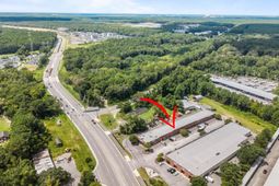 1190 Clements Ferry Road  photo 4