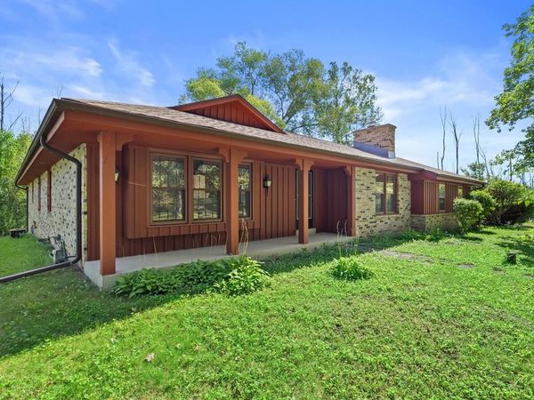 10538 Robinwood COURT, Cedarburg, WI 53012
