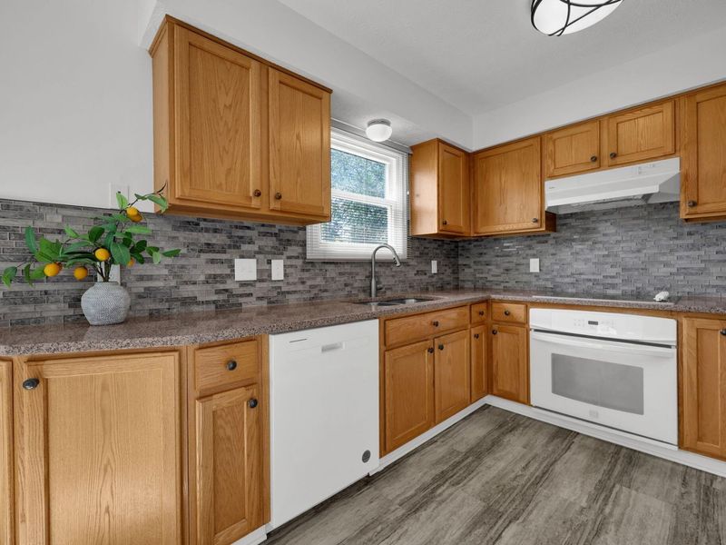 1306 Dobbins Drive, New Albany, OH 43054 Photo 18