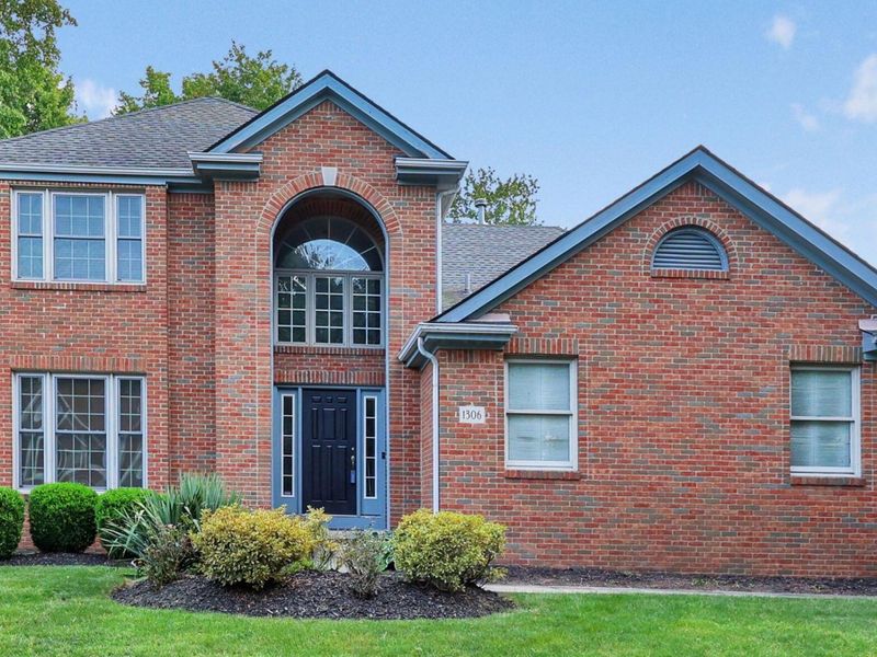 1306 Dobbins Drive, New Albany, OH 43054 Photo 3