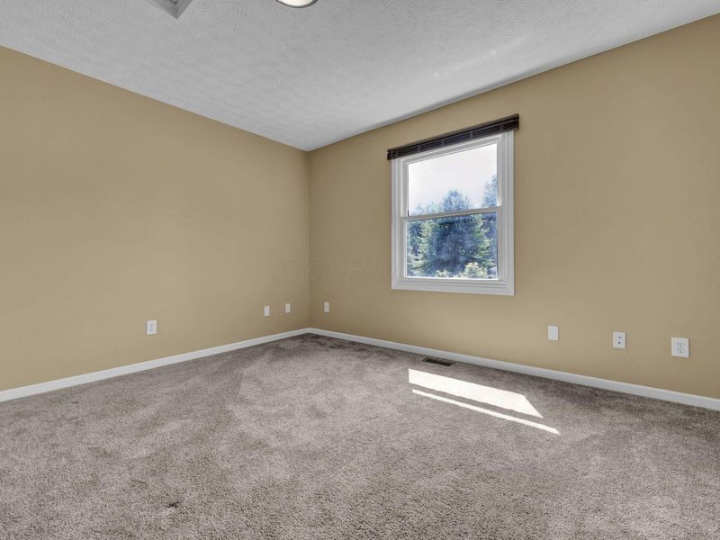 1306 Dobbins Drive, New Albany, OH 43054 Photo 32