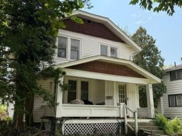 273 Clinton Heights Avenue , Columbus, OH 43202