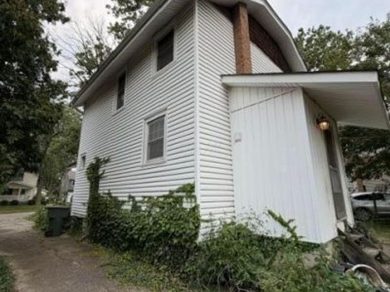 273 Clinton Heights Avenue, Columbus, OH 43202 Photo 3