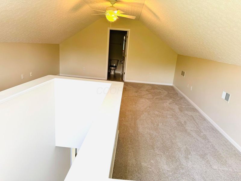 4666 Wenham Park, Unit 28, Columbus, OH 43230 Photo 32