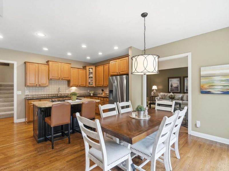 819 River Forest Drive, Hamilton Township, OH 45039 Photo 12