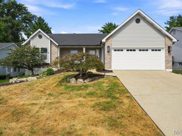 1665 Wild Goose Run, St Charles, MO 63303