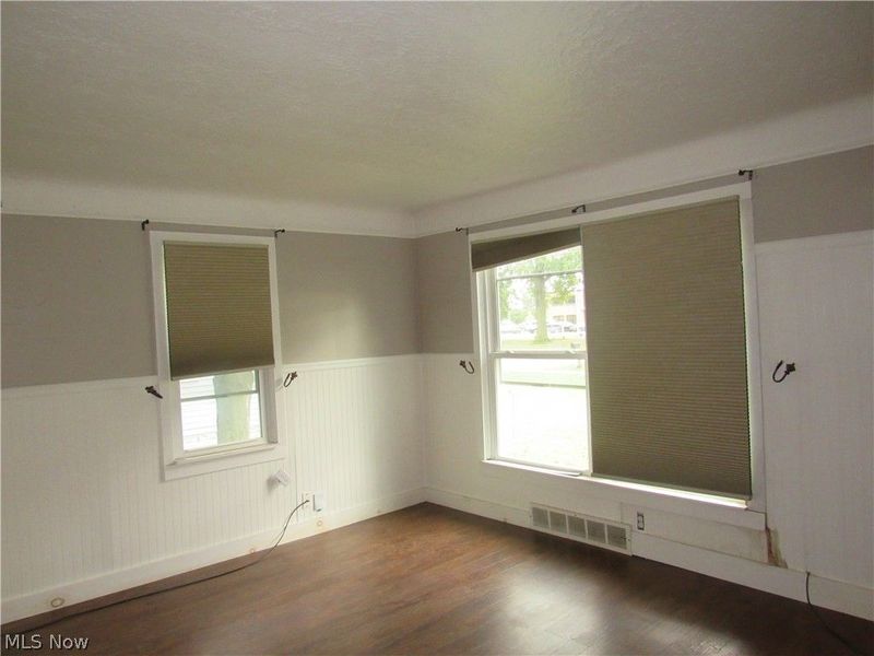 6224 Engle Road, Brook Park, OH 44142 Photo 3
