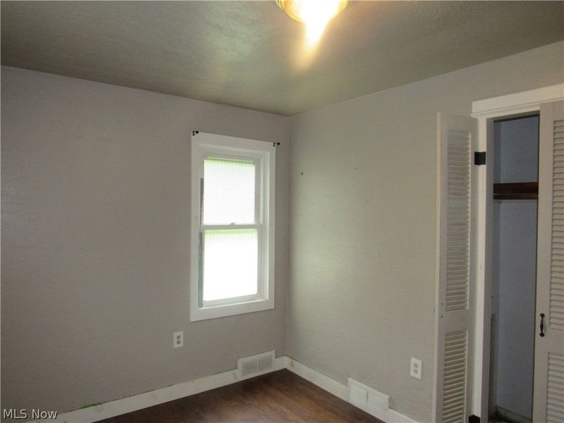 6224 Engle Road, Brook Park, OH 44142 Photo 8
