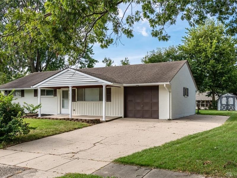 4679 Richwood Drive, West Carrollton, OH 45439 Photo 2