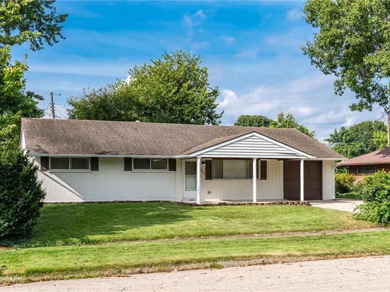 4679 Richwood Drive, West Carrollton, OH 45439 Photo 4