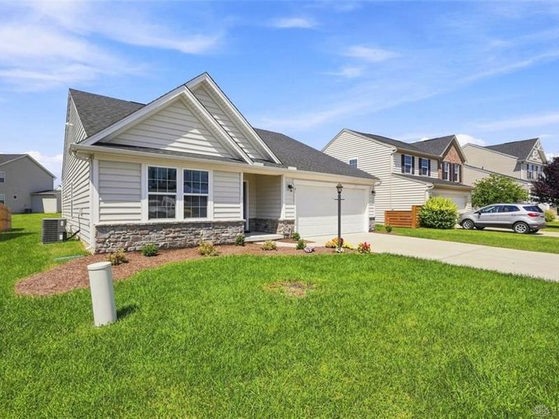 161 Rivulet Drive, Fairborn, OH 45324 Photo 2