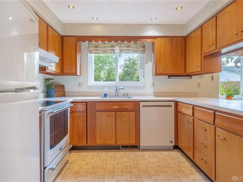 5400 Newell Drive, Kettering, OH 45440 Photo 10