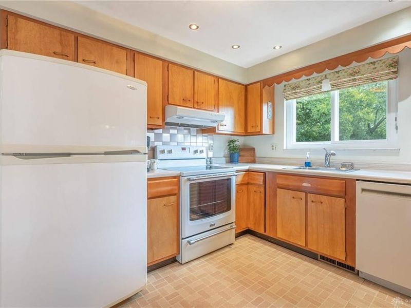 5400 Newell Drive, Kettering, OH 45440 Photo 7