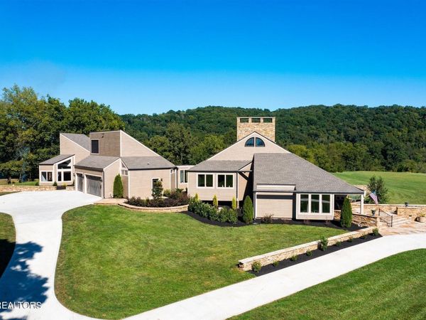 651 Cliff Top Rd , Blaine, TN 37709
