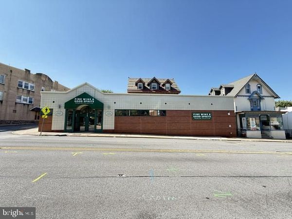 930 W LANCASTER AVENUE , BRYN MAWR, PA 19010