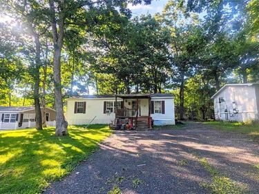 7814 DOUGHERTY DRIVE, EAST STROUDSBURG, PA 18302