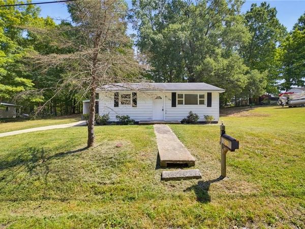 214 Cedar Street, Eden, NC 27288