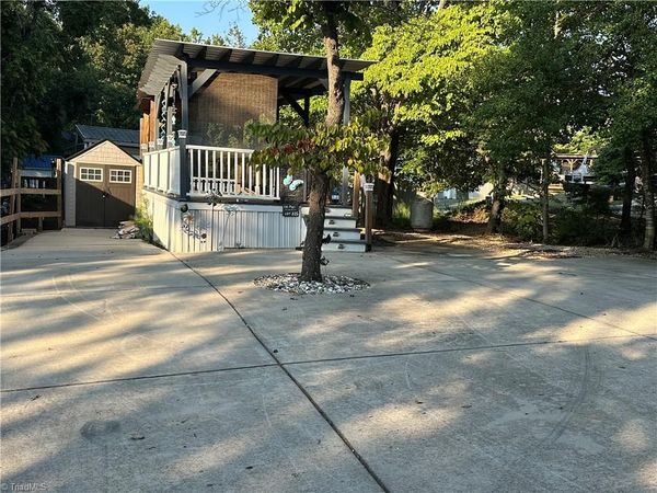 110 Pier Avenue, New London, NC 28127