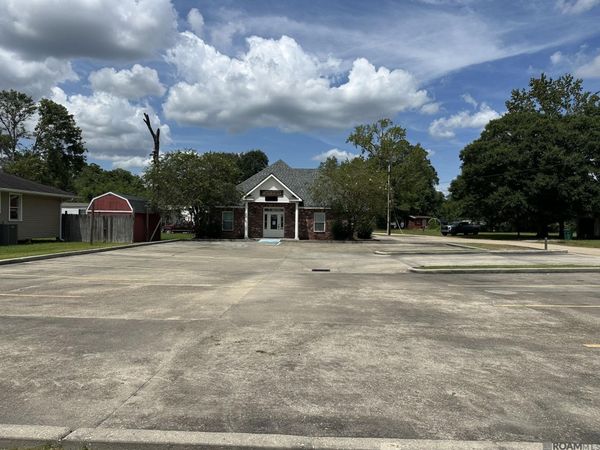 12799 Burgess Ave, Walker, LA 70785